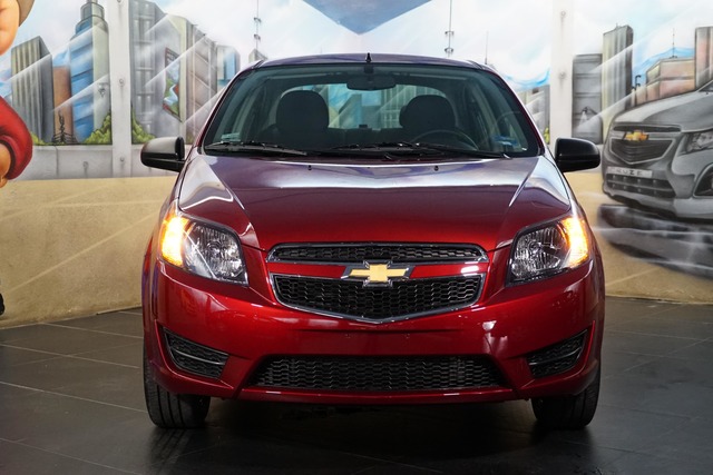 Chevrolet Aveo interior photo Chevrolet Aveo accessories big