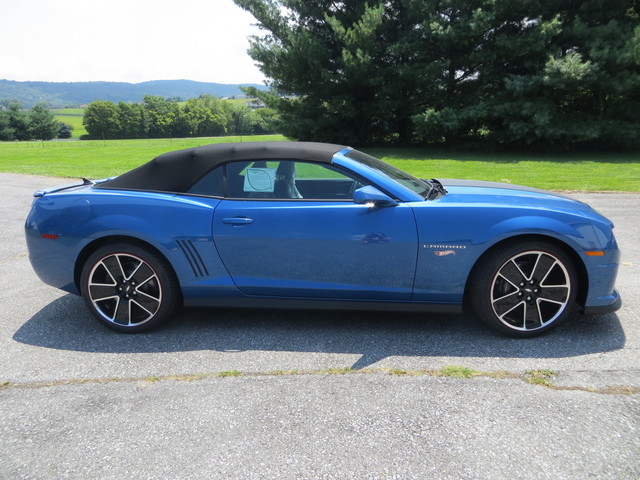 Chevrolet Camaro Convertible accessories 2018 Chevrolet Camaro Convertible modern restyling