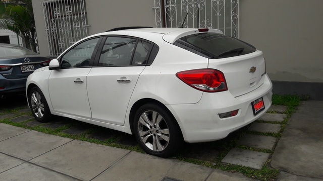 Chevrolet Cruze Hatchback accessories big