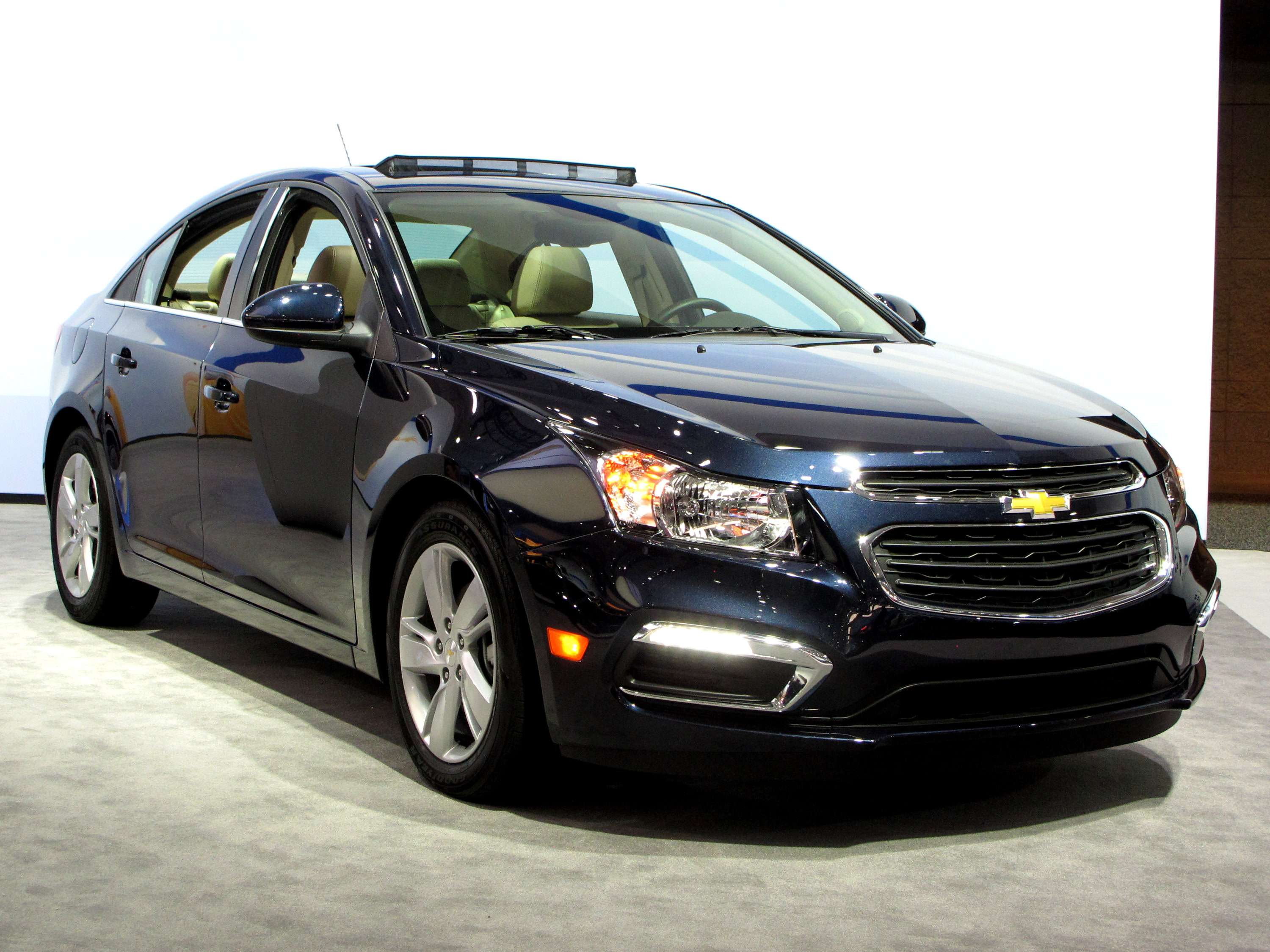 Chevrolet Cruze Hatchback reviews restyling