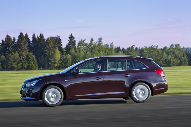 Chevrolet Cruze Station Wagon exterior specifications Chevrolet Cruze Station Wagon mod restyling