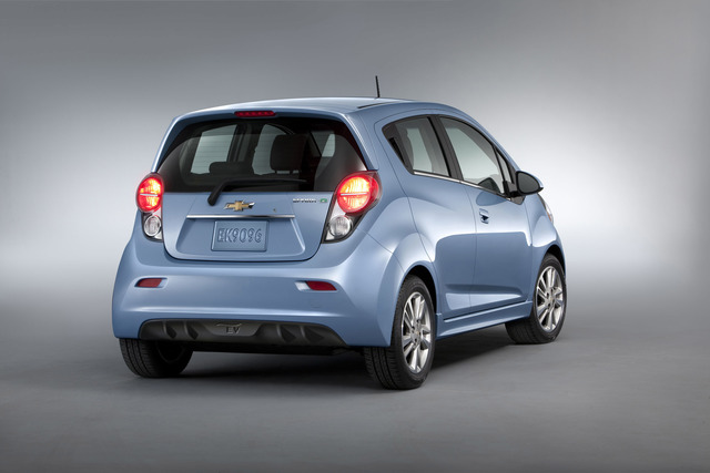 Chevrolet Spark 4k 2015 Chevrolet Spark exterior specifications
