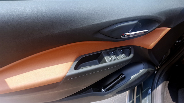 Chevrolet Spark Activ hd big