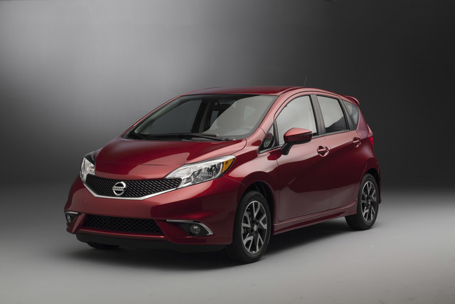 Nissan Versa accessories restyling