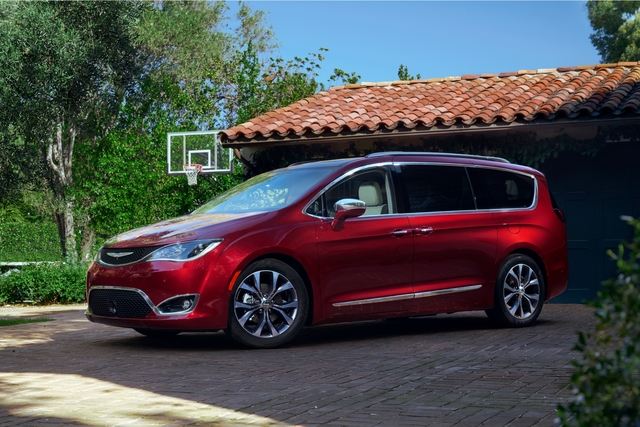 Chrysler Pacifica mod photo