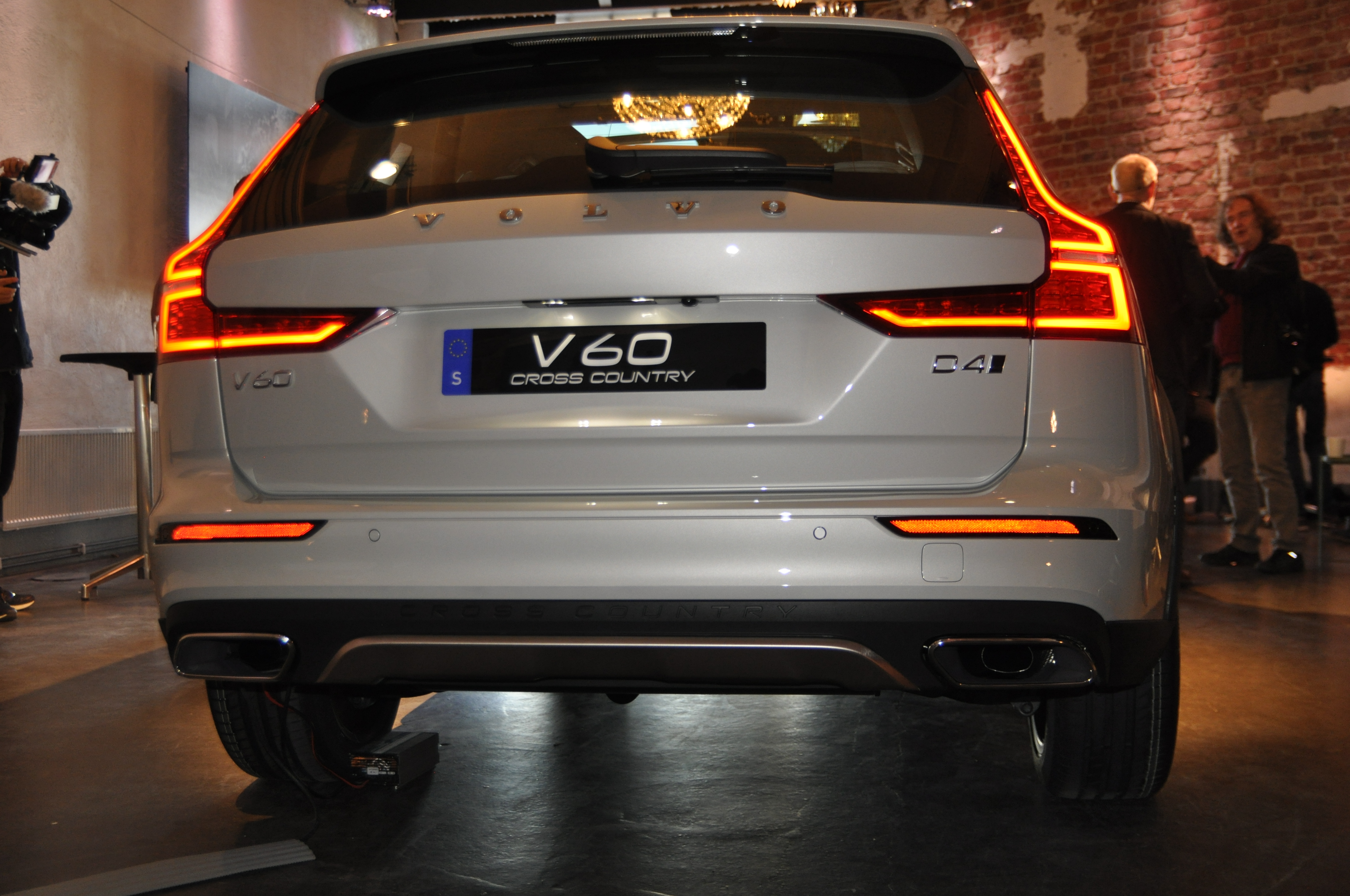 Volvo V60 Cross Country best big