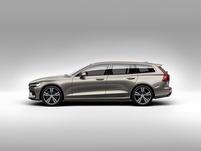 Volvo V60 4k 2018