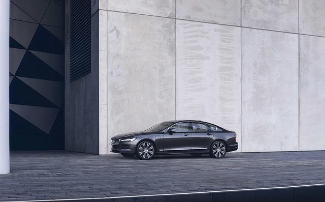 Volvo S90 sedan specifications Volvo S90 sedan big
