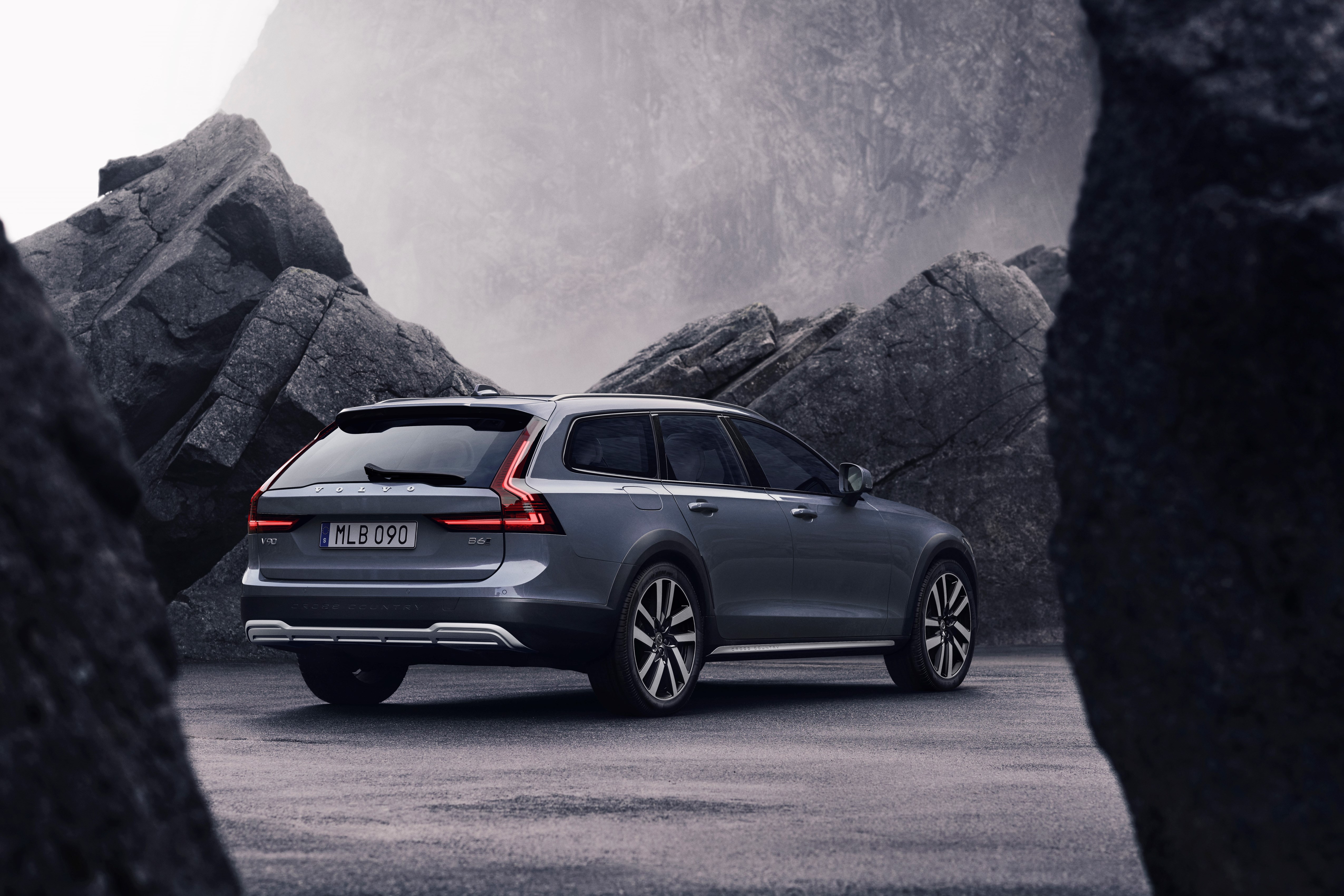 Volvo S90 reviews restyling