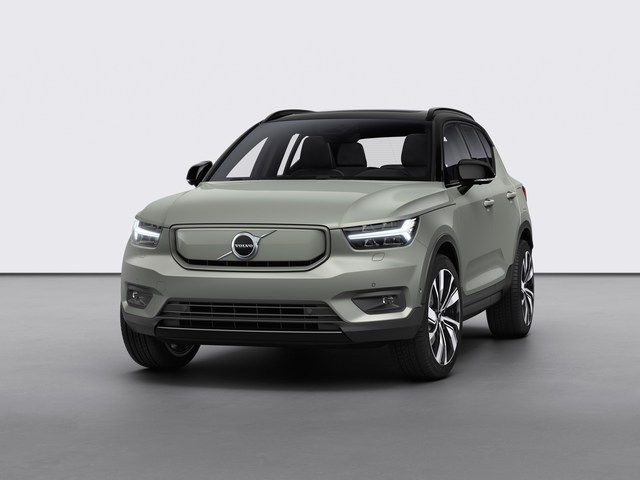 Volvo XC40 suv big