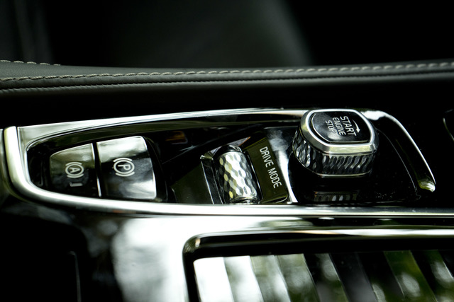 JAC T8 reviews restyling JAC T8 interior restyling