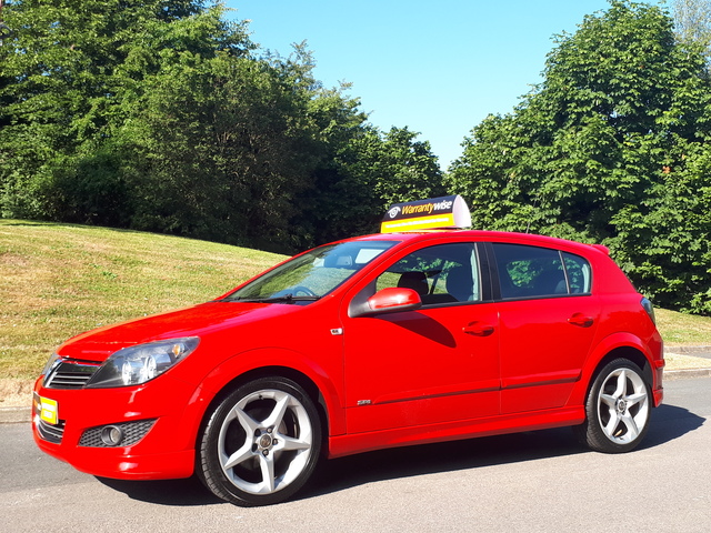 Opel Astra Hatchback interior restyling