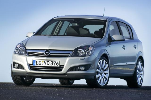 Opel Astra Hatchback hd model