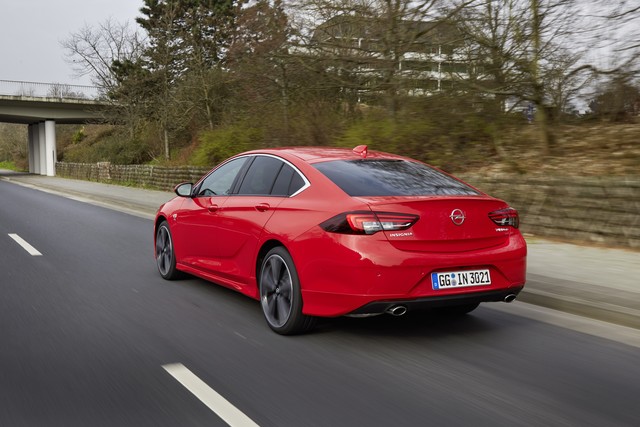 Opel Insignia Grand Sport exterior photo Opel Insignia Grand Sport modern 2017