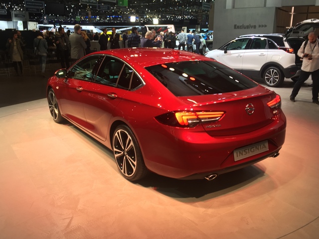 Opel Insignia Grand Sport best 2020 Opel Insignia Grand Sport interior big