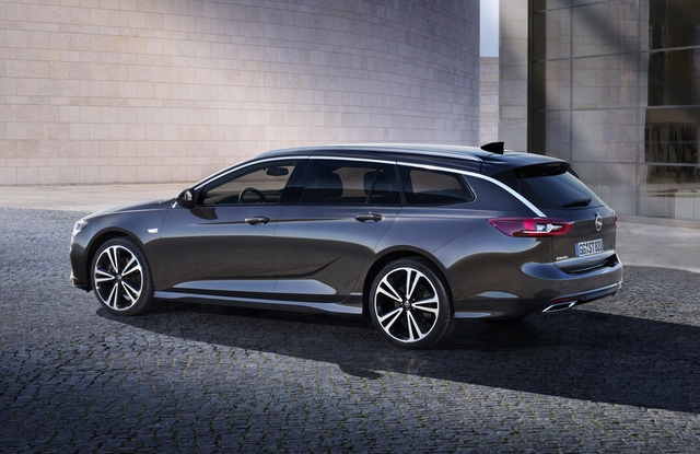 Opel Insignia Grand Sport reviews photo Opel Insignia Grand Sport hd model
