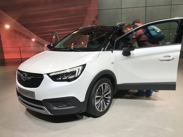 Opel Crossland X hd 2017 Opel Crossland X mod restyling