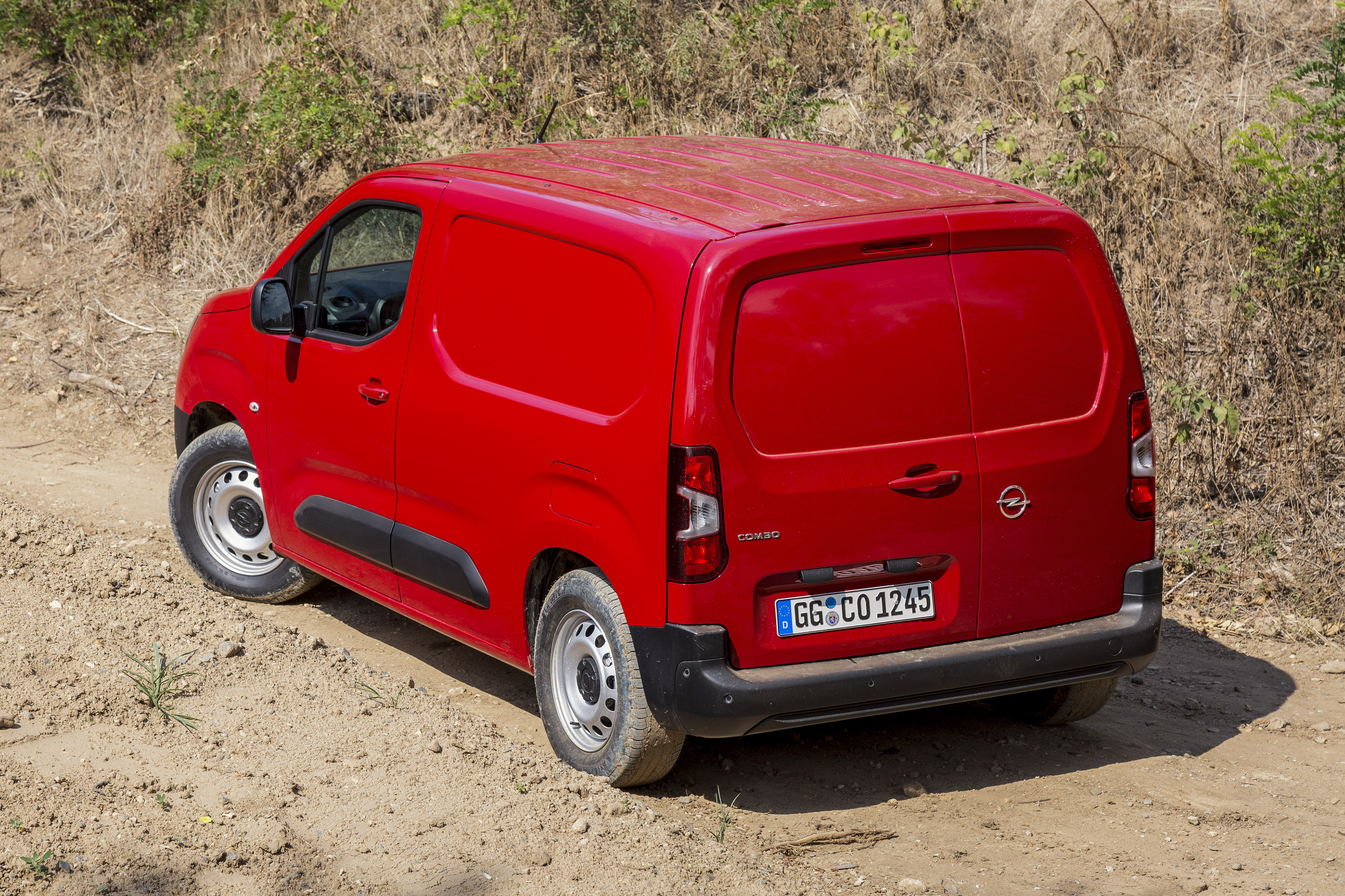 Opel Combo Cargo accessories restyling