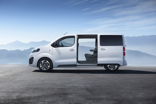 Opel Zafira Life minivan specifications Opel Zafira Life hd restyling
