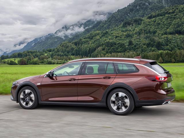Opel Insignia Country Tourer reviews big Opel Insignia Country Tourer modern 2017