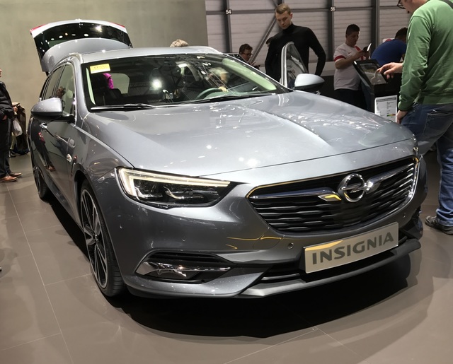 Opel Insignia Sports Tourer wagon big Opel Insignia Sports Tourer modern big