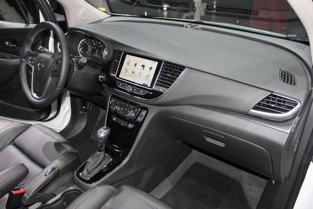 Opel Mokka X more photos Opel Mokka X auto show