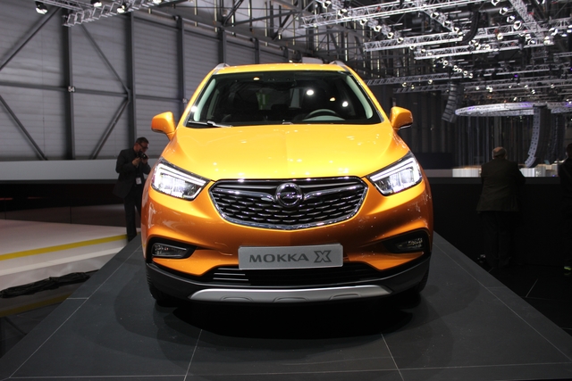 Opel Mokka X interior 2016 Opel Mokka X reviews big