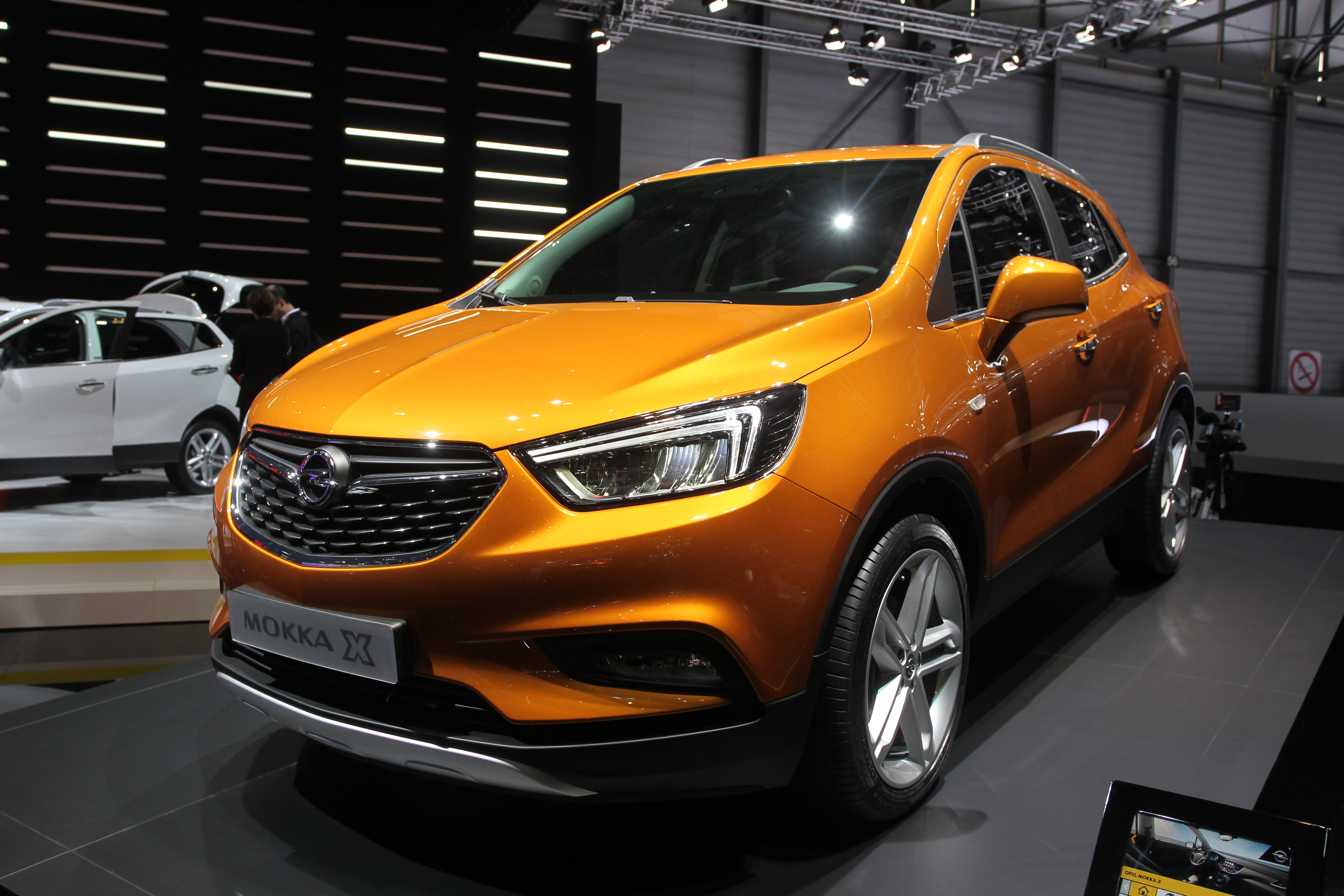 Opel Mokka X reviews 2016