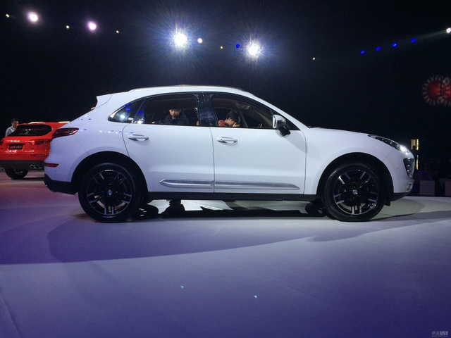 Zotye SR7 accessories specifications