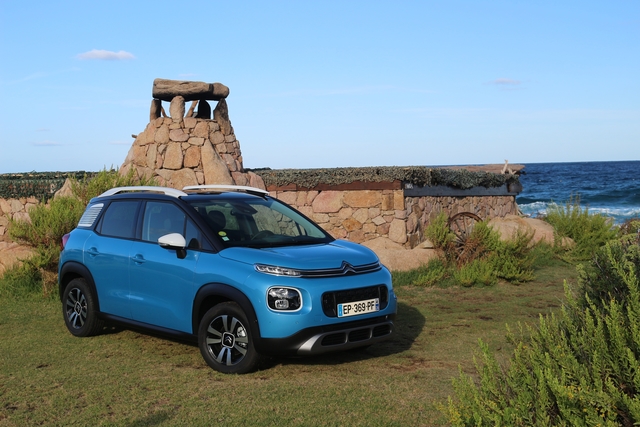 Citroen C3 Aircross hd specifications Citroen C3 Aircross exterior photo