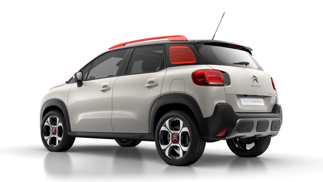 Citroen C3 Aircross reviews restyling Citroen C3 Aircross exterior model