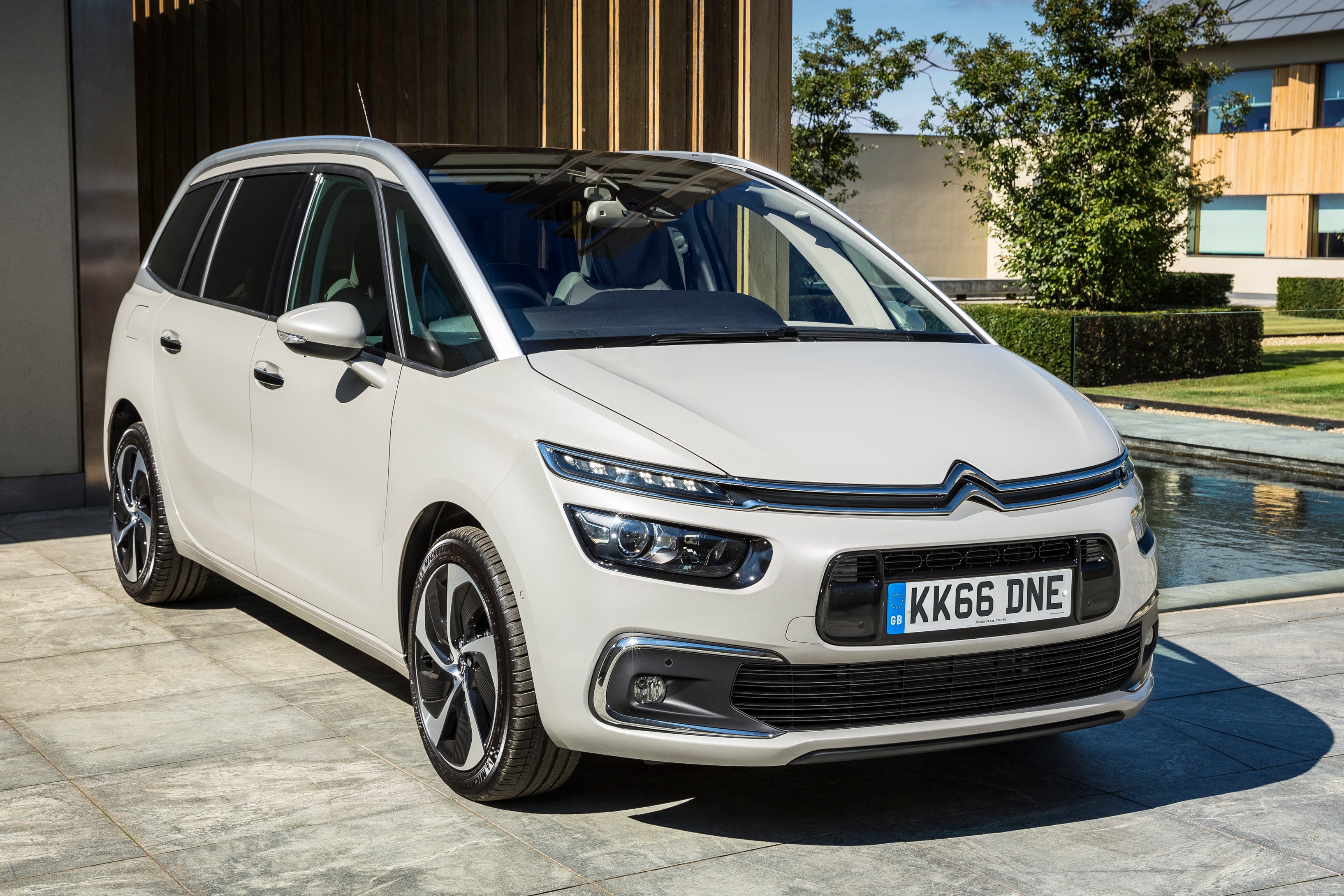 Citroen C4 Picasso hd restyling