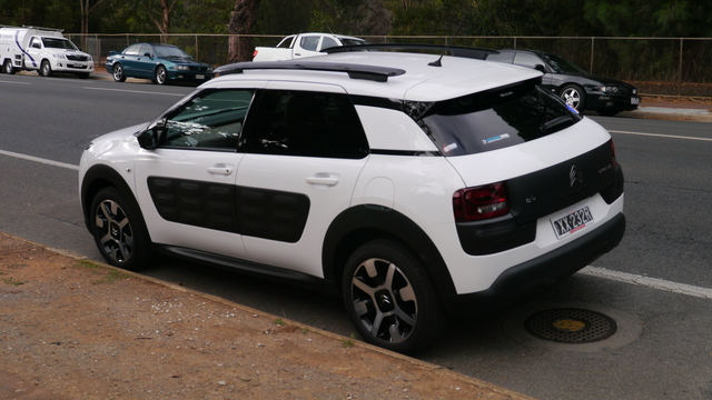 Citroen C Cactus Photos And Specs Bluehdi At Shine Special