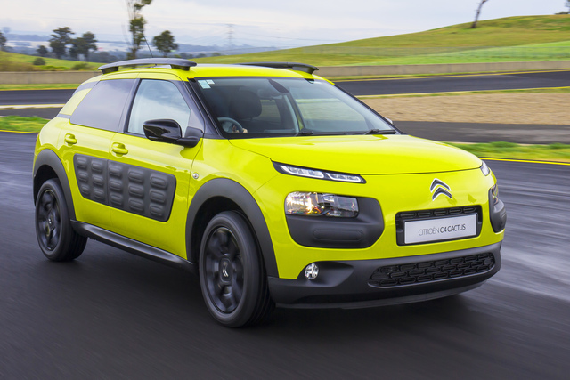 Citroen C4 Cactus accessories photo Citroen C4 Cactus reviews 2017