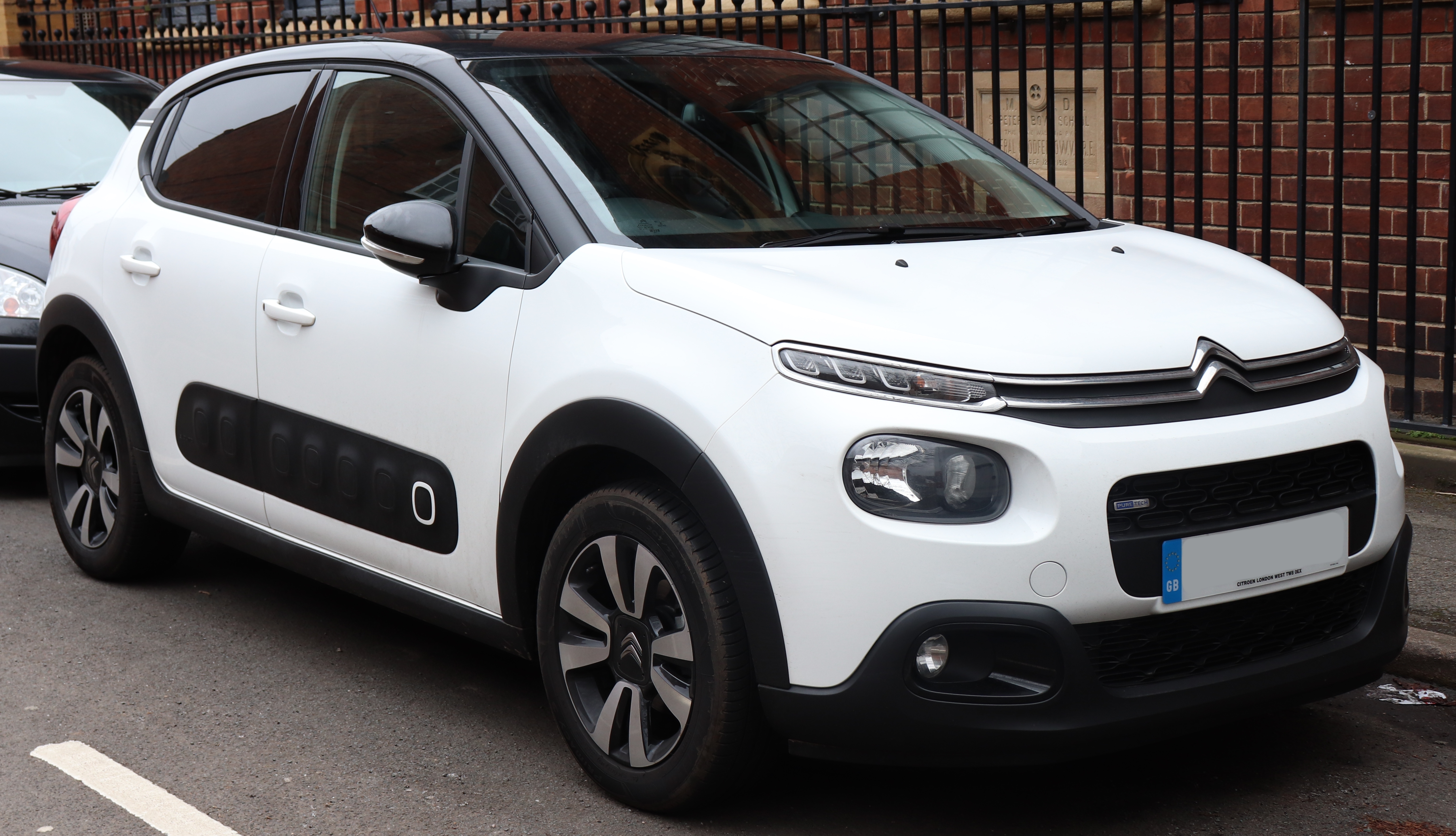 Citroen C5 Aircross reviews specifications
