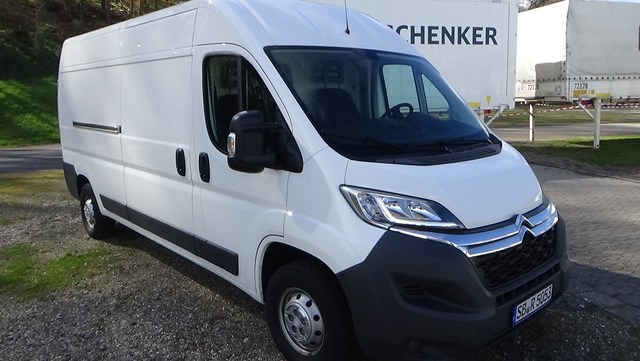 Citroen Jumpy 4k model Citroen Jumpy accessories photo