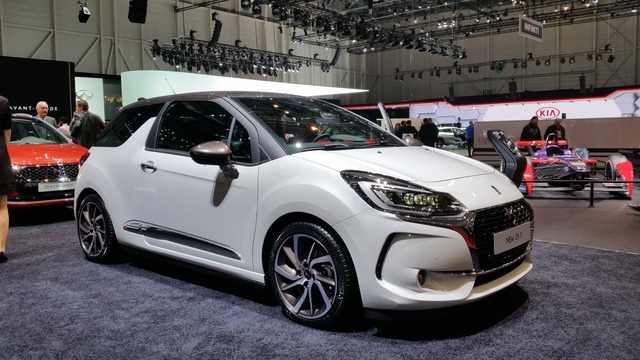 Citroen DS3 Cabrio mod photo Citroen DS3 Cabrio accessories photo