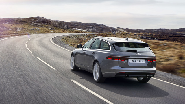 Jaguar XF Sportbrake 4k 2017