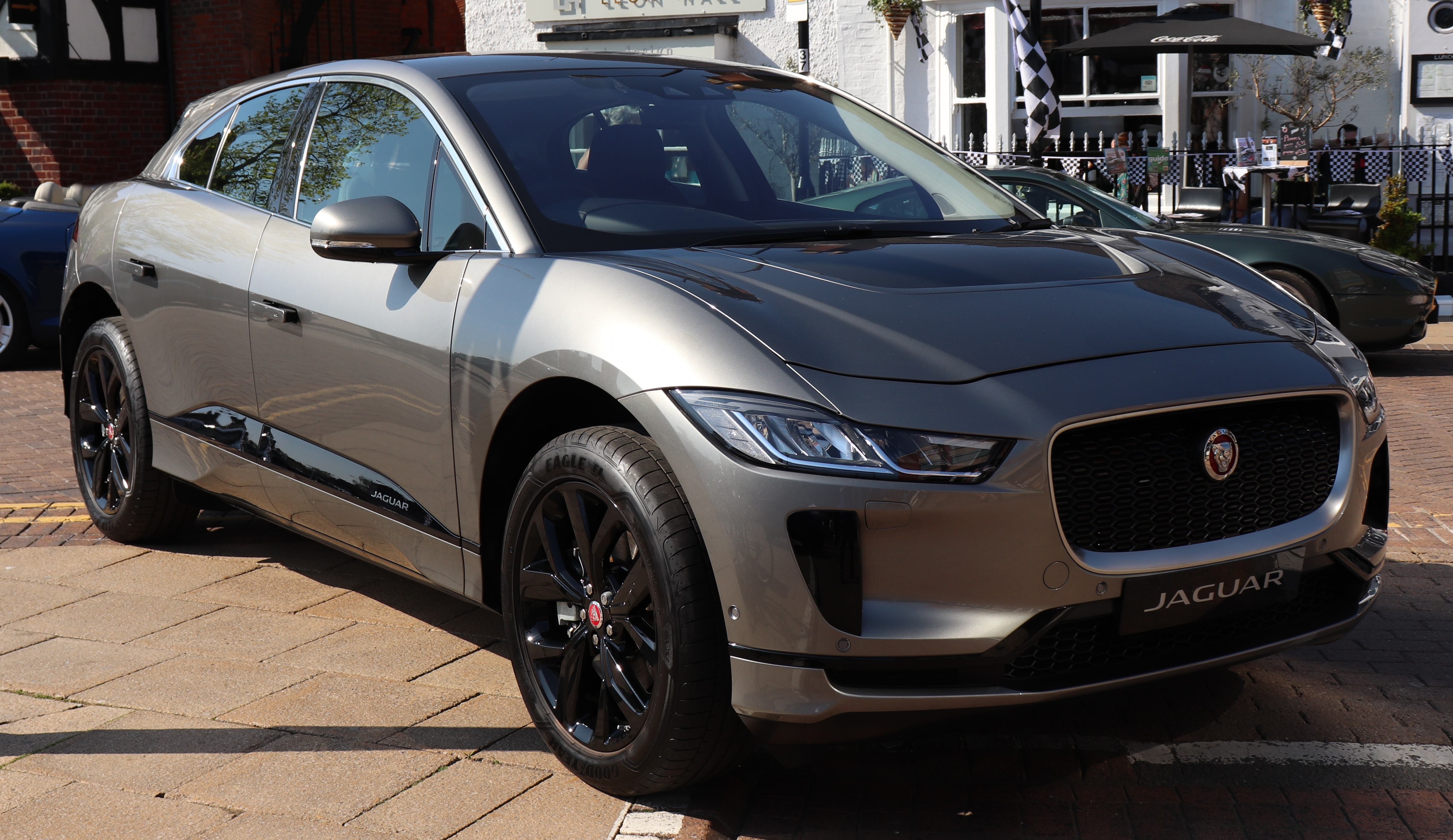 Jaguar I-Pace modern specifications