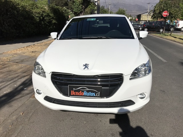 Peugeot 301 reviews photo