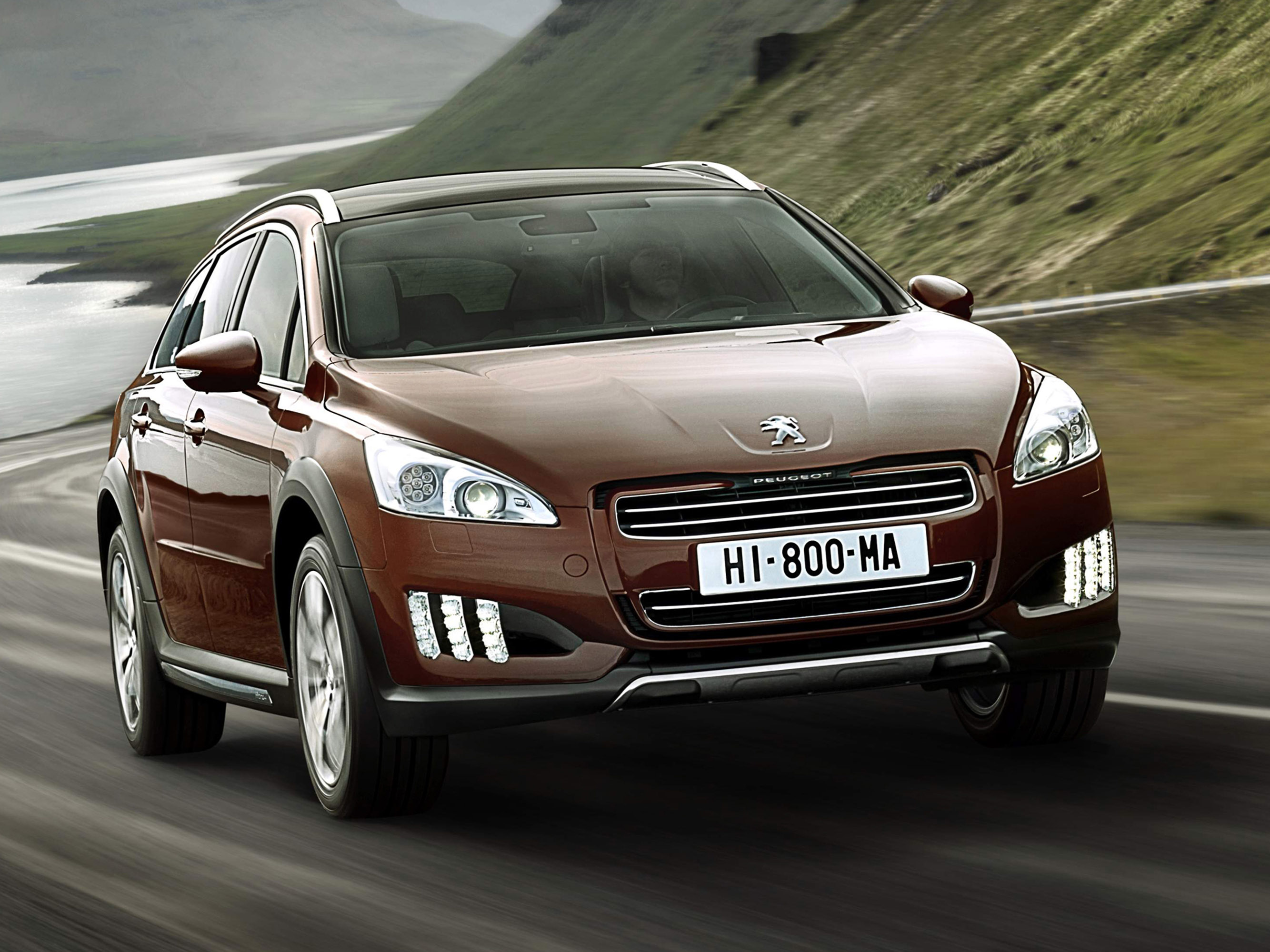 Peugeot 508 SW wagon specifications