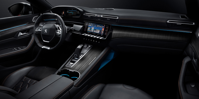 Peugeot 508 accessories restyling Peugeot 508 interior photo