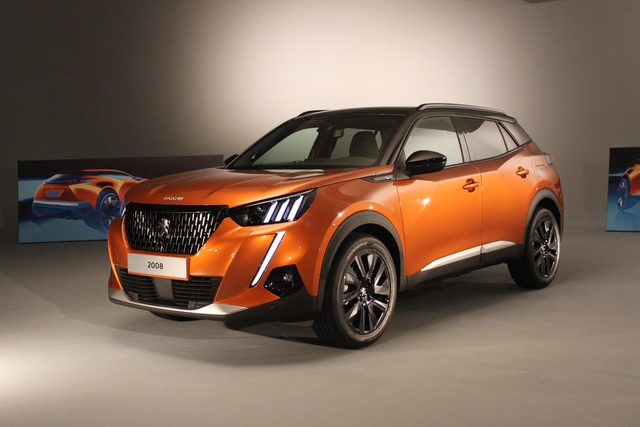 Peugeot 2008 4k big Peugeot 2008 exterior model