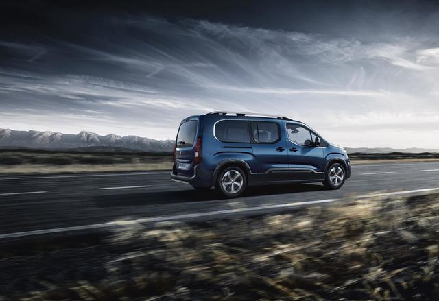 Peugeot Rifter interior model