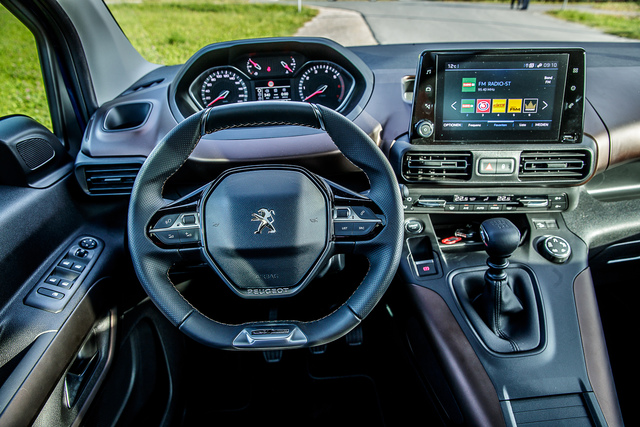 Peugeot Rifter exterior specifications