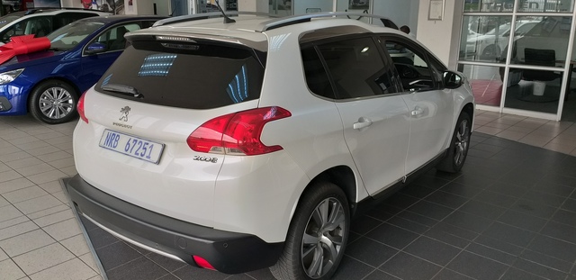 Peugeot 2008 Photos and Specs. Photo: Peugeot 2008 4k 2016 and 23 ...