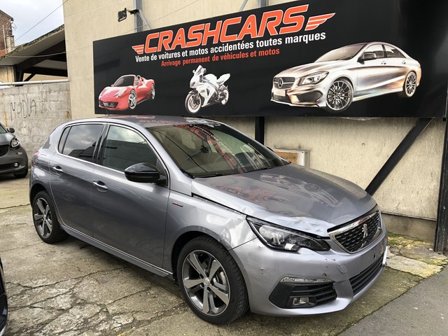 Peugeot 308 GT 4k photo