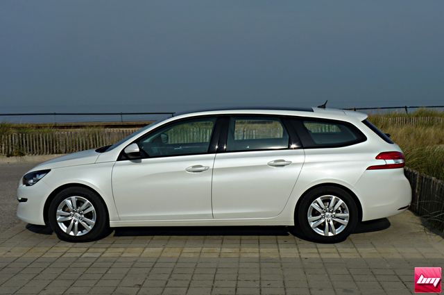 Peugeot 308 SW GT reviews model