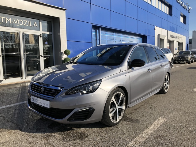 Peugeot 308 SW GT interior specifications
