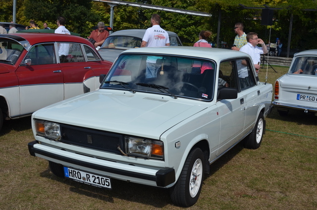 VAZ Lada Granta reviews 2018 VAZ Lada Granta modern big